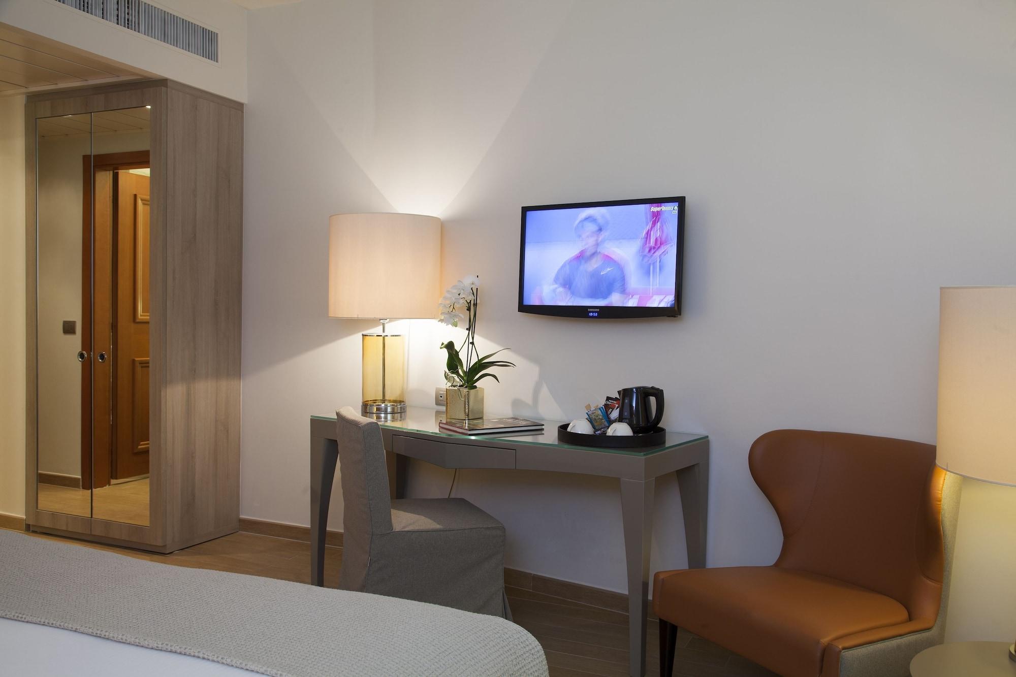 Starhoteles Michelangelo