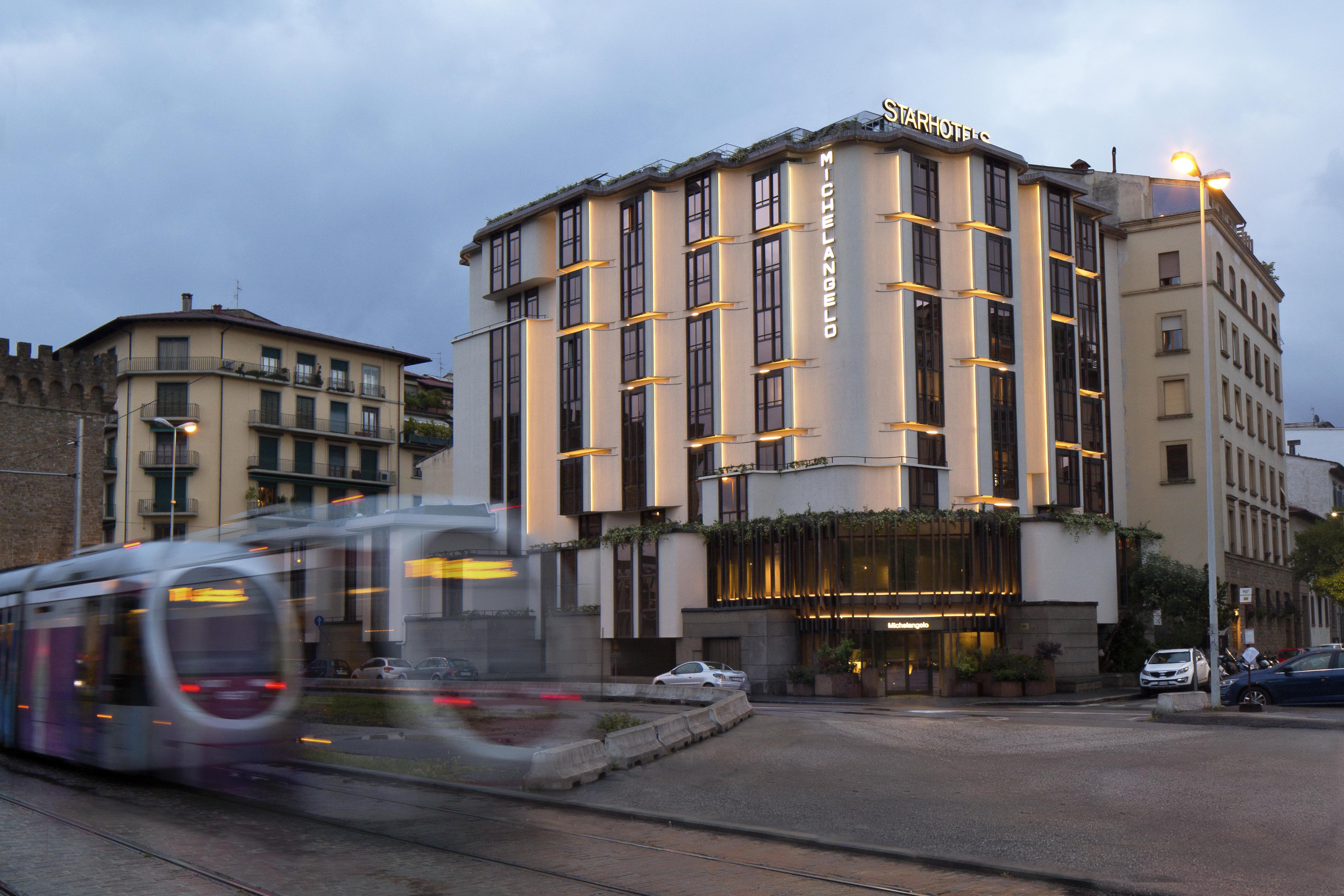 Starhoteles Michelangelo 4*